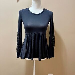American Eagle Empire Waist Lace Sleeve Black Top Size XXS